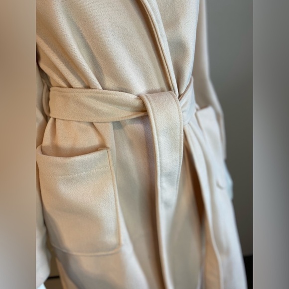 JS~Solid Cream~Notched Lapel~Duel Pocket~Belted~Lightweight~Trench Coat~Size S - Picture 4 of 14